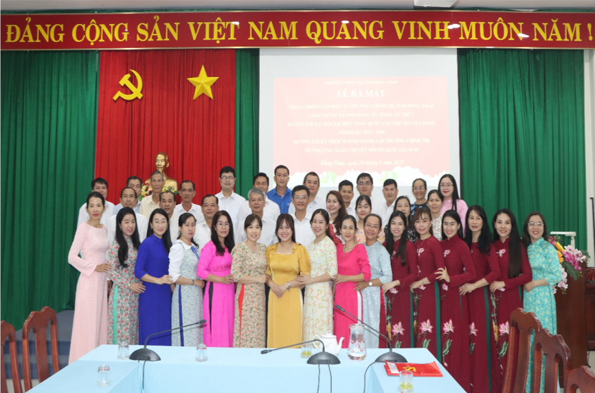 Lễ ra mắt Trang Thông tin điện tử